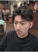ニュアンスピンパーマ × ツーブロックショート