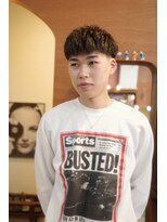 エディ(Edy)&nbsp;メンズ刈り上げスパイキーショートニュアンスパーマ眉毛カット
