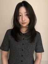 マイル 渋谷(mile) レイヤーカット / 透ける暗髪