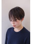 黒髮ハンサムショート