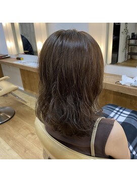 バイエイト 野並店(By Eight) ミディアムゆるふわパーマ