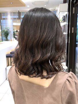 ステアケース 武蔵小杉店(stair:case) ミディアム人気　コテ巻き風パーマ20代30代40代50代