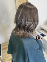 エレノア 梅田店(Eleanor)&nbsp;シルバーベージュ