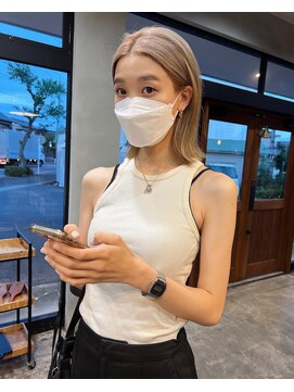 アム(am) 1ブリーチ/ベージュカラー