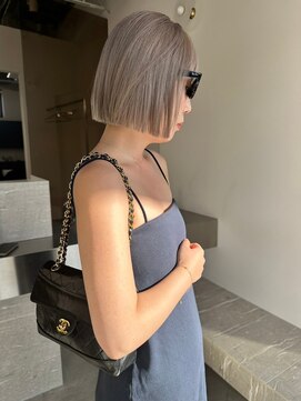 ステン(sten) ミルクティーベージュ/ハイトーンボブ/タッセルボブ/ミニボブ