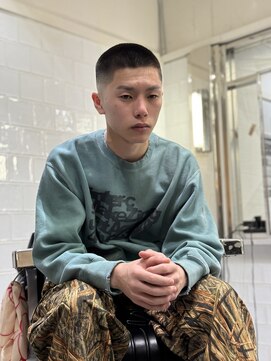 メリケンバーバーショップ フクオカ(MERICAN BARBERSHOP FUK) べリーショートダークアッシュニュアンスパーマ韓国マッシュ