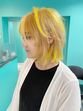 ユー イケブクロ(u Ikebukuro) ハイライト/デザインカラー/黄色/パラパラブリーチ/ベージュ