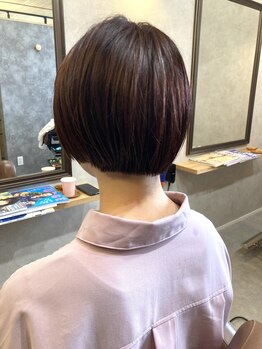 エフアイケー ヘア アンド ビューティ(F.I.K hair&beauty)の写真/立体感を生み出すカット技法で毎朝簡単に華やかショートに。思い切ったイメージチェンジもお任せください！