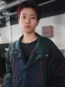 ピア ヤクイン(Pia Yakuin) スパイキーショートショート ボルドーカラー