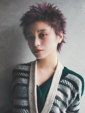 カライング(ing) スーツ短髪ツーブロック束感モテる黒髪シークレットパーマ流行