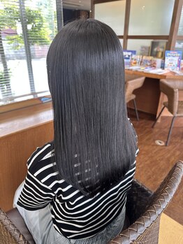 ヘアー&メイク ベル(Hair&Make Belle)の写真/思わず触れたくなる髪へ♪。・うるツヤでつい、見惚れてしまう髪質になれる◎毛先まで潤いを閉じ込めます☆