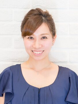 リコ(Liko) 大切な日に、ビシッと決めたいアップスタイル