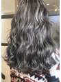 カノンヘアー(Kanon hair)&nbsp;カラーも♪太めのハイライトにシルバー系のカラーをON！！