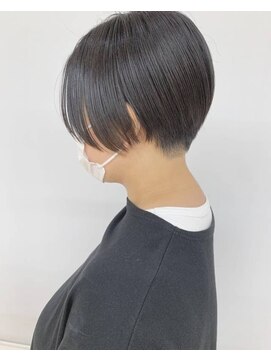 クオリス 上福岡店(QUALIS) 大人/小顔/刈り上げ女子/ショート/黒髪/30代40代50代60代/白髪染