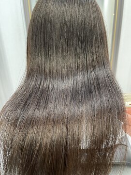 エスカーラ 表参道(THE ESCALA) @aidaman321 髪質改善/髪質改善縮毛矯正/髪質改善トリートメント