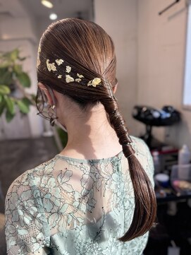 モワ 仙台(Mois) 金箔タイトアレンジ/20代30代/ゴールドラメ/仙台