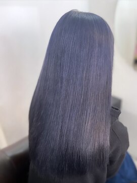 ラビス(Lovis) ハッシュカット/フルバング/似合わせカット/レッドブラウン