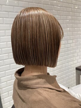 ミューズ 新小岩店(HAIR&NAIL MUSE) 切りっぱなしボブくすみベージュ似合わせカット小顔
