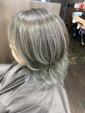 バンチ(Baint.) グラデーションカラー