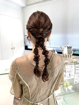 ロイリー バイ ローウェ 立川(Loely by Louwe) 編みおろしアレンジ