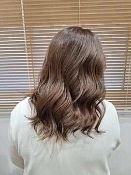 インディビジュアル(individual) セミディ巻き髪