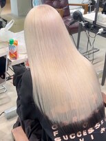 ロイス 神宮前(ROIS)&nbsp;ケアブリーチ/ミルクティーベージュ/髪質改善トリートメント/