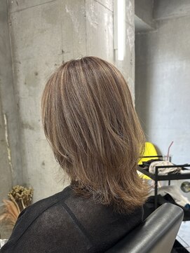 ラック(LUCK) ベージュハイライト/船橋/くすみベージュ/細めハイライト