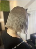 ハイトーンカラー×切りっぱなしボブ/小倉