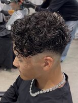 フィフス 天神大名(fifth) 天神大名スペインカールメンズカットフリンジカット30代フェード