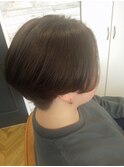 ショートボブ