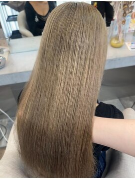 ラビス 池袋(Lovis) 暗めカラー/デザインカラー/フェイスフレーミング