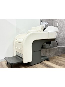 【駅徒歩4分】カラーの種類が豊富！ダメージレスで艶のある仕上がりが人気の理由…♪