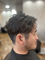 アンカー(ANCHOR)&nbsp;MEN’S HAIR/サーフカール/刈り上げセンターパート/印西市