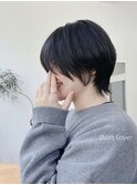 横顔までキレイに見える、上品でナチュラルな大人ショート。