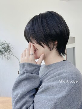 アノニューム(anonym) 横顔までキレイに見える、上品でナチュラルな大人ショート。