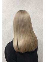 インスヘアー 明石(INCE HAIR)&nbsp;ミルクティーベージュ／透明感ブリーチカラー