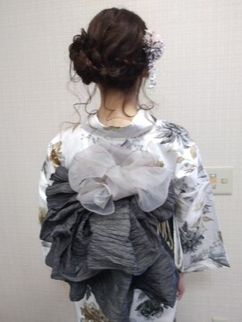 サロン ド オリーブ くるみちゃんヘアアレンジ/浴衣/着付け