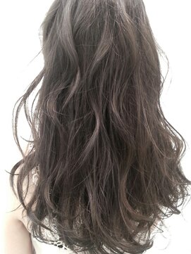 ランティ 難波駅前店(LUNTY NAMBA) グレージュカラー