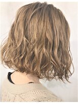 レセ 南柏店(Laissez)&nbsp;ボブスタイル/切りっぱなしボブ/ミニボブ/金髪【レセ南柏店】