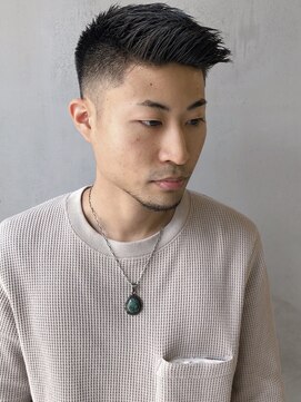 フランクスバーバーリザーブ 人形町店(FRANK’S BARBER RESERVE) アップバングフェードスタイル　ｙ