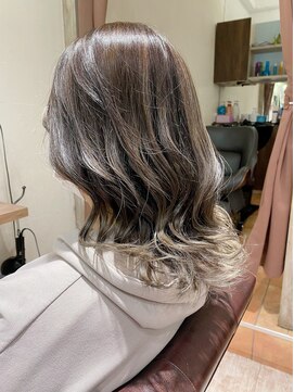 シェリー(cherie) シルバーベージュ☆3Dカラーデザイン