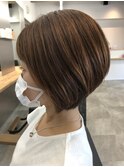 前下がりボブ