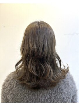 オーガスト ヘア ネイル(AUGUST hair nail) 赤味撲滅◎オリーブグレージュ