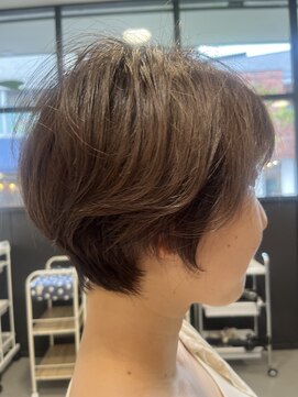 ファム 横川店(femme) 骨格補正ショート