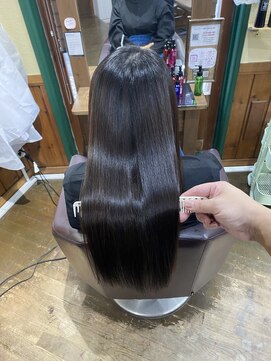 エルパライソ 鯖江店(Elparaiso) 鯖江/髪質改善/艶髪ロング/白髪ぼかし/ダメージレス/