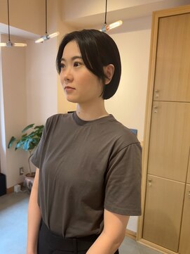 スムーク(smuk) 【smuk/岩澤美紅】ミニボブ/伸ばし中/切りっぱなしボブ