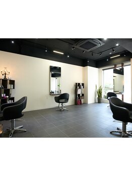 《北千住駅徒歩8分》歴10年以上のベテランスタイリストだから“全てお任せ”も♪居心地良い隠れ家サロン☆