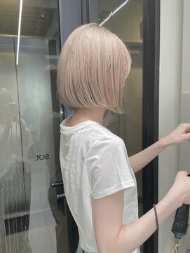 ソル 栄矢場町(SOL) ボブカット/耳かけボブ/ホワイトベージュ/ミルクティーベージュ