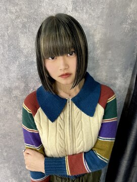 イコ(.ico) ブロックローライト　20代30代　ブリーチリタッチ　ウルフカット