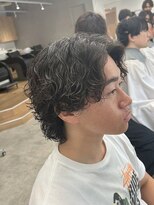 ラヴィズムバイフィフス(LUVISM by fifth) 波巻きツイストスパイラル波打ちパーマフェザーパーマ/新潟